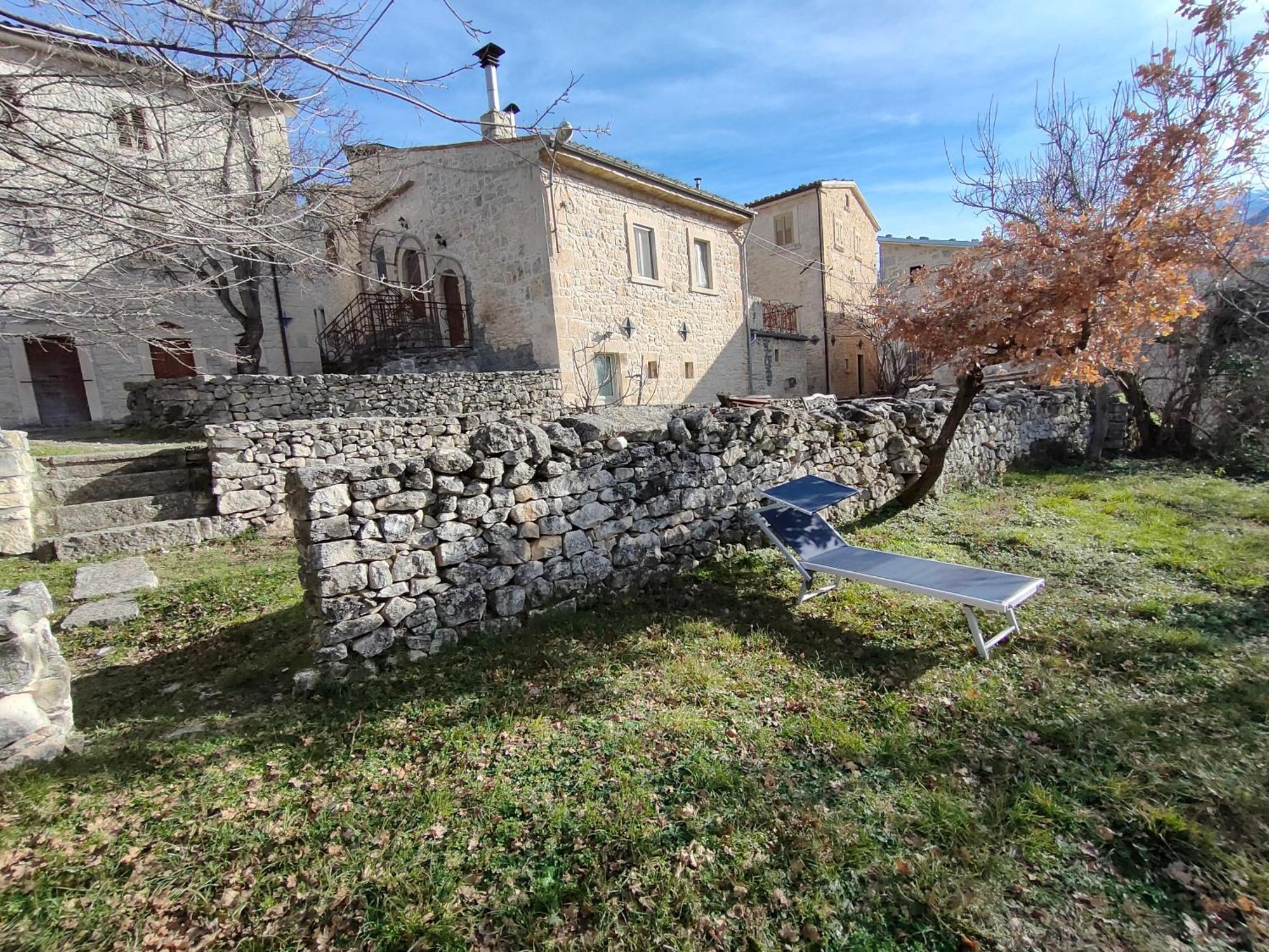 Вілла Poesia D'Abruzzo Караманіко-Терме Екстер'єр фото