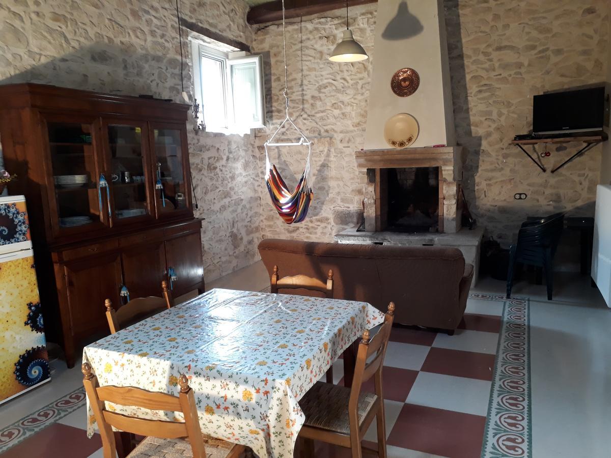 Вілла Poesia D'Abruzzo Караманіко-Терме Екстер'єр фото